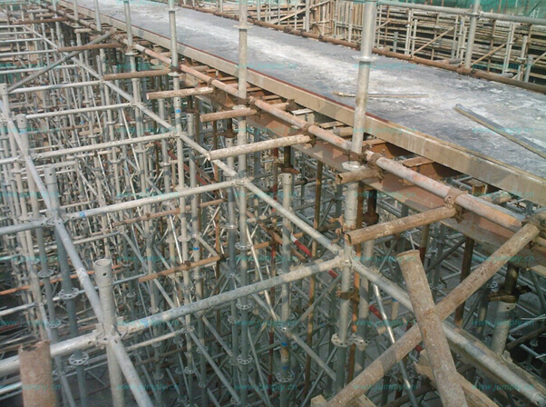 【建筑鋼管腳手架】完工后理應(yīng)“功成身退”！